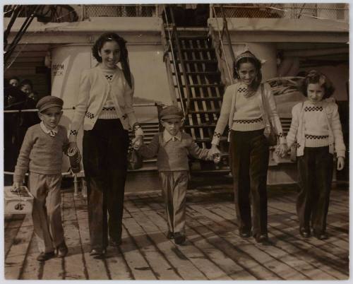 Gruppetta children on board the ESPERANCE BAY