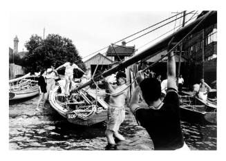 18-foot skiff TOP DOG having mast lowered