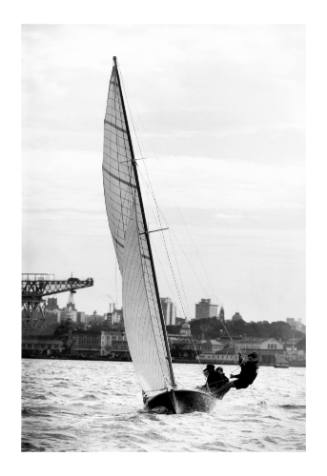 Alan Monkhouse on trapeze of 18-foot skiff TOOGARA