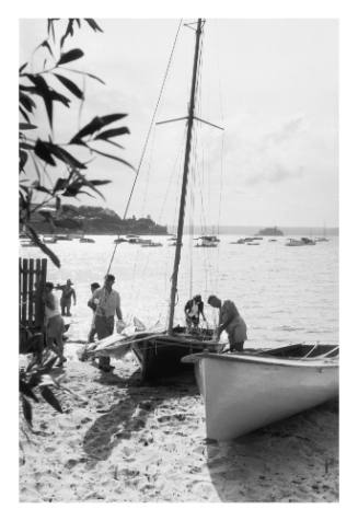 Untitled (sailing dinghies on beach)