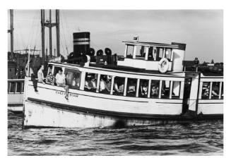 Untitled (ferry EVELYN STAR with spectators)