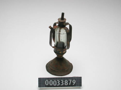 American whale oil lamp