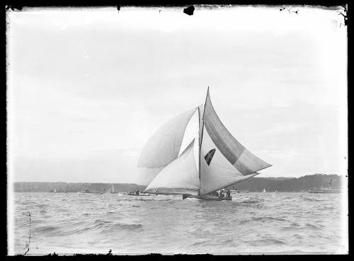 18-foot skiff on Sydney Harbour