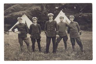 Captain Lionel Hooke with Crew at airship station at Bude, United Kingdom