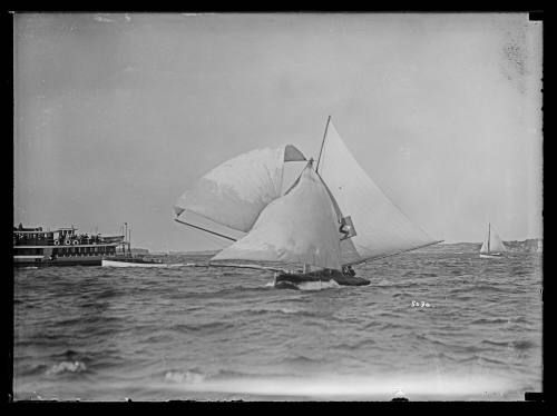 18-foot skiff under sail on Sydney Harbour