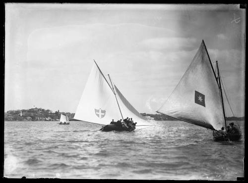 18-Footer ARGO and 10-footer JEAN up the Parramatta River,  inscribed 4