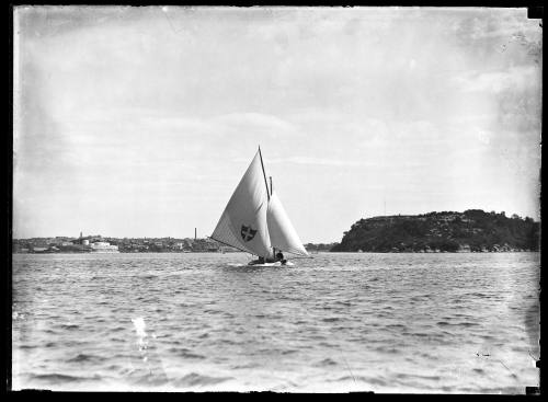 14 or 16' skiff -foot skiff on Parramatta river near Ball's Head. ,  inscribed [5]