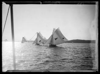 18-footers on Sydney Harbour, inscribed 170