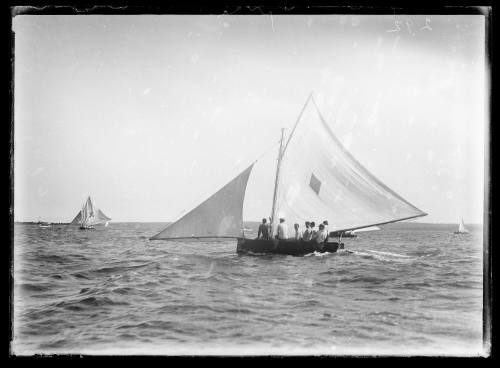 14-footers on Botany Bay, inscribed 282