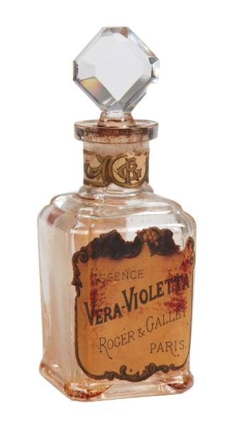 Bottle of Essence Vera - Violetta