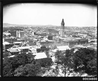 City view near the Brisbane City Hall