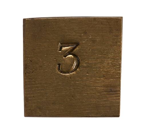 Weight marked '3' from apothecary’s chest 00005897 used on the BURRUMBEET.