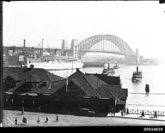 Sydney Harbour Bridge and SS MARIPOSA