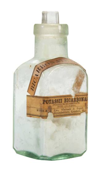 Bottle of bicarbonate of potash from the medicine chest of the SAMUEL PLIMSOLL