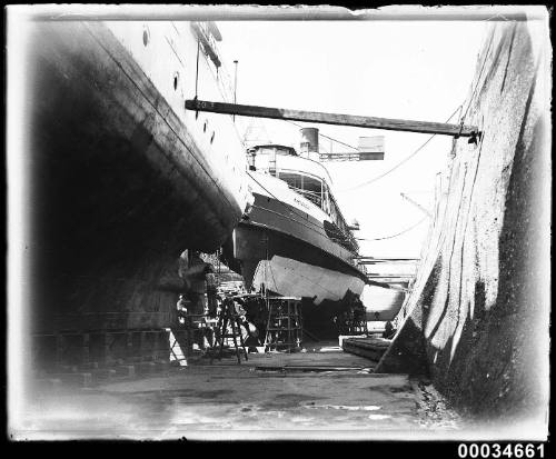 Manly ferry SS BARAGOOLA at Morts Dock