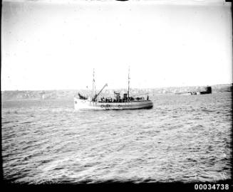 NANAGAI off Fort Denison