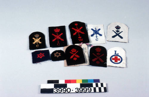 RAN trade insignia: Sick Berth Rating - Laboratory Assistant