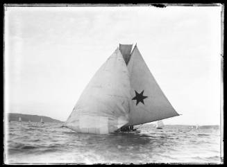 18-foot skiff LIVONIA on Sydney Harbour