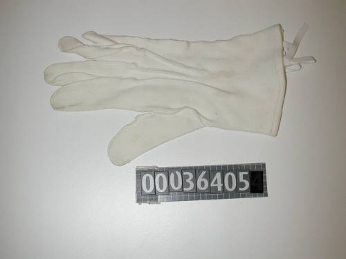 Right cotton glove that forms part of WRANS summer uniform used by Margaret White