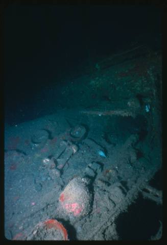 Objects on a shipwreck