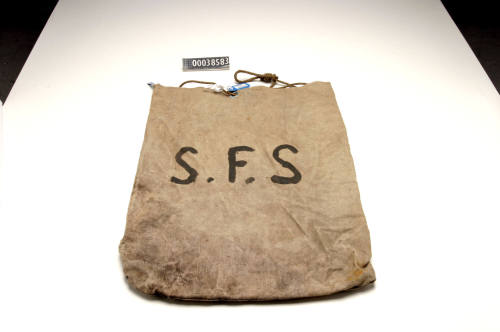 Sail bag possibly used on BRITANNIA when starter boat for the Sydney Flying Squadron