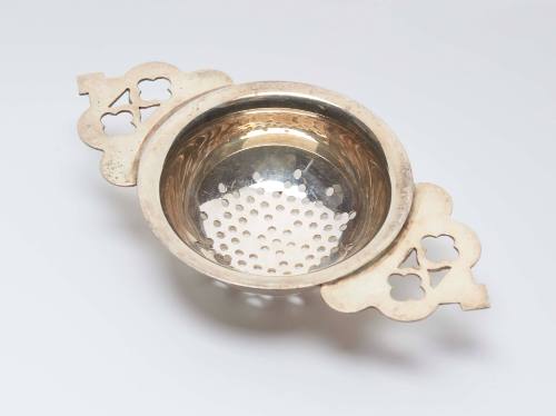 Tea strainer