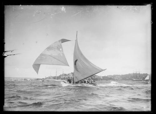 18-foot skiff on Sydney Harbour, inscribed 1280