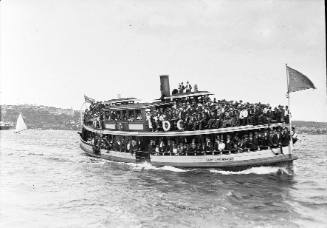 Ferry LADY CHELMSFORD crowded with regatta spectators, Rose Bay