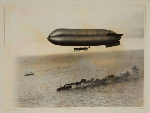 Coastal Class 23 airship over a Channel convoy