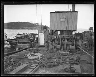 Sheerlegs crane workers probably salvaging the wreck of Sydney ferry GREYCLIFFE, 7 November 1927