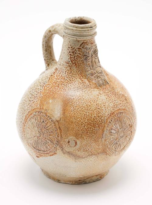 Beardman jug, excavated from the wreck site of the VERGULDE DRAECK