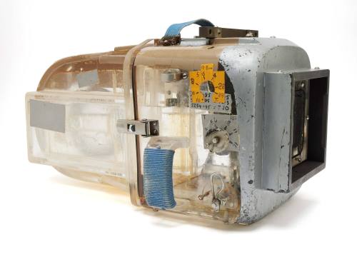 Underwater camera housing