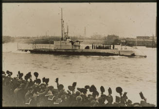 Submarine crew farewell