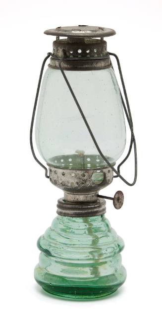 Kerosene lamp, similar to those used on TU DO