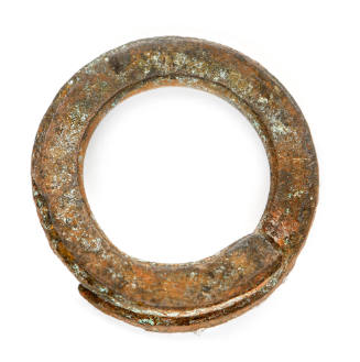 Circular metal loop