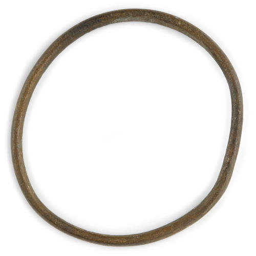 Circular metal loop