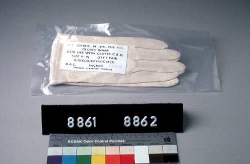 Inner left hand glove