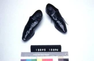 Black leather shoe, worn by Don McCulloch (right, size 9)