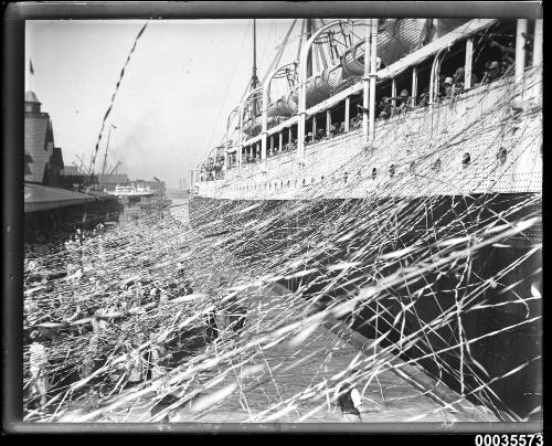 SS CERAMIC departing the White Star Line wharf at Millers Point