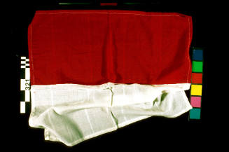 Signal flag from the skiff BRITANNIA : red and white