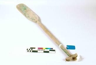 Canoe paddle for dugout canoe from the leteh-leteh SEKAR AMAN