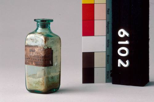 Bottle of Ipecacuanaha Powder prepared by A.W. Richardson, Chemist and Druggist, Mount Barker