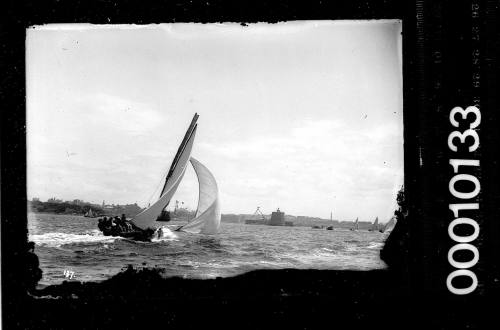 18-footer sailing on Sydney Harbour