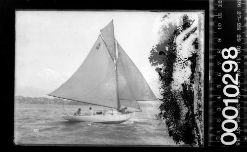 Amateur class club yacht, A29, sailing on Sydney Harbour