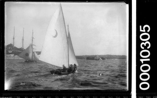 16-foot skiff sailing on Sydney Harbour