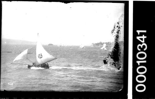 18-footer MASCOTTE just after rounding Shark island mark, Sydney Harbour