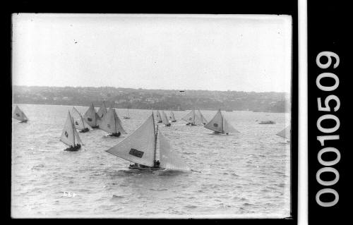 Start of 18-footer race on Sydney Harbour between 1922 and 1925