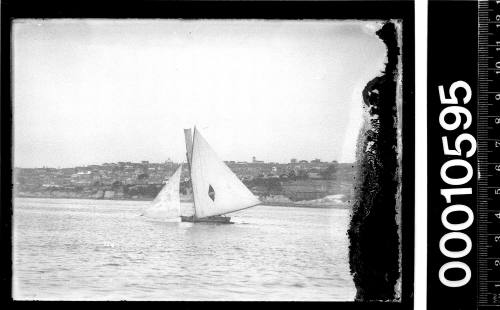 18-footer ARLINE sailing on Sydney Harbour