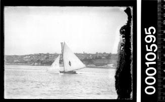 18-footer ARLINE sailing on Sydney Harbour