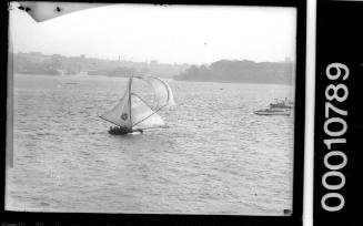 18-footer MASCOTTE sailing on Sydney Harbour